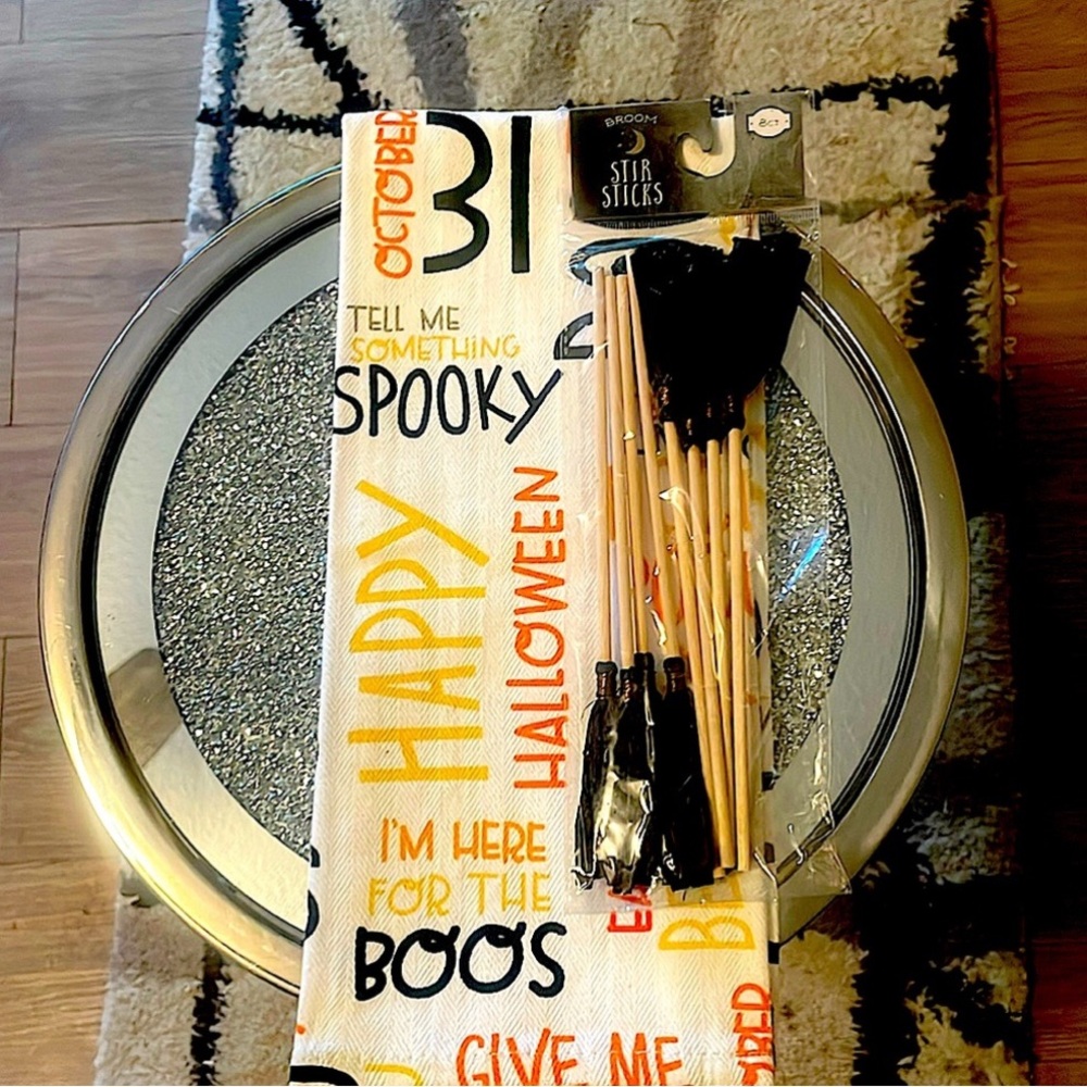 NWT Halloween Themed Kitchen Towel and Broom Sticks Set